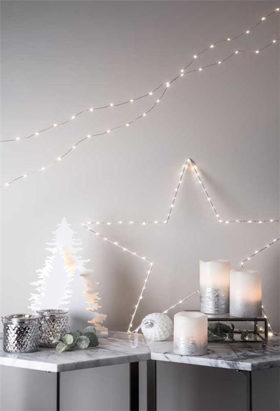 κεριά Χριστούγεννα λευκό τοίχο σχεδιασμό ντεκό