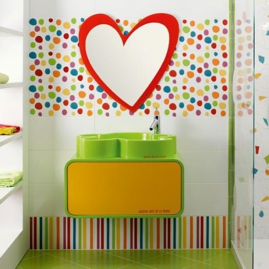 παιδικοί εσωτερικοί χώροι μπάνιου γκαζόν καθρέφτης καρδιάς