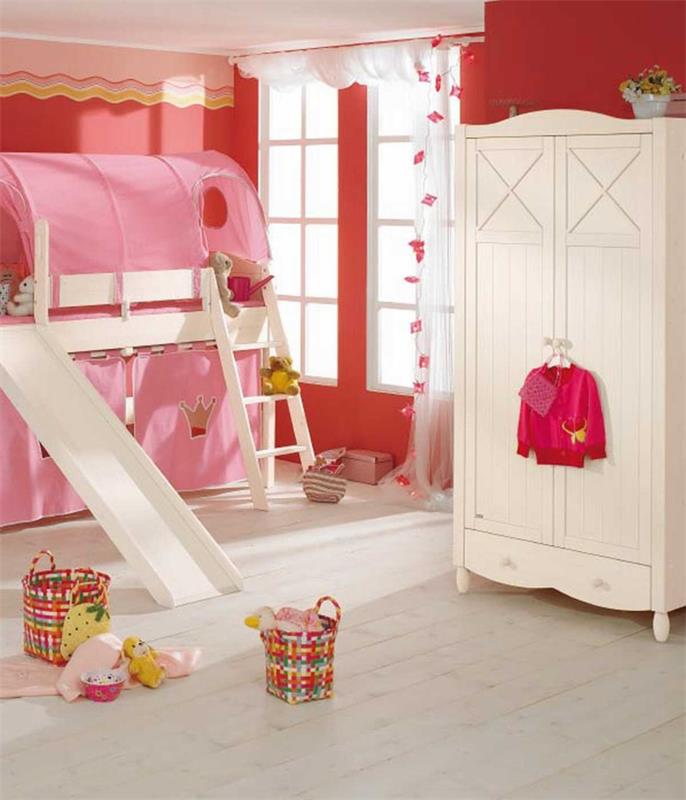 στήσιμο παιδικό δωμάτιο έπιπλα παιδικού παιχνιδιού κρεβάτι όμορφη γκαρνταρόμπα