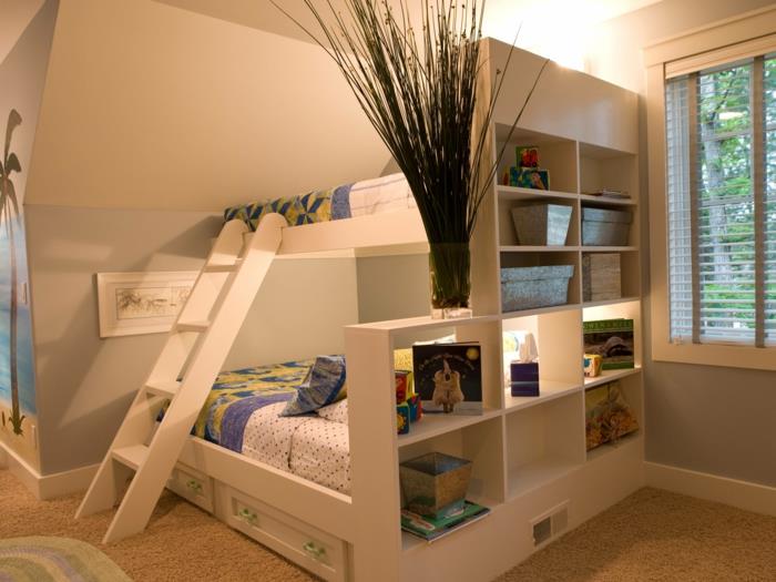 παιδικό δωμάτιο κουκέτα ξύλινες σκάλες ράφια αποθηκευτικός χώρος εσωτερική διακόσμηση