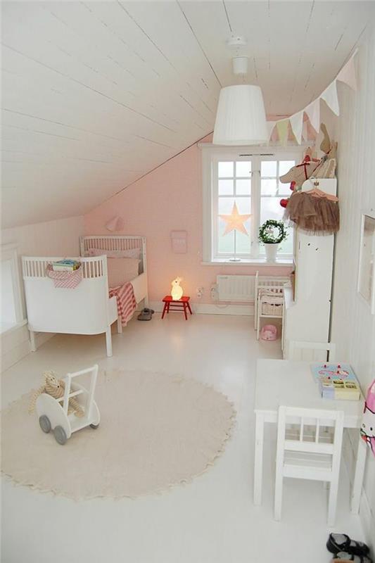 σχεδιασμός παιδικού δωματίου κεκλιμένη στέγη ροζ προφορά τοίχου