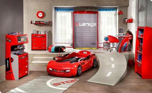 Παιδικό δωμάτιο εγκατεστημένο αγόρι κρεβάτι αυτοκίνητο ρυθμισμένο κόκκινο γρήγορο αυτοκίνητο