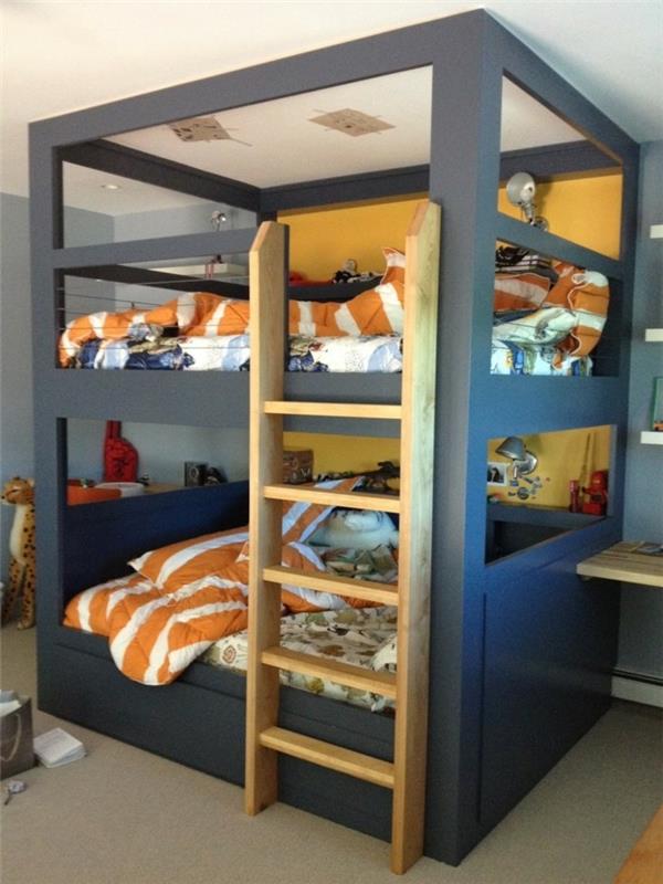 παιδικό δωμάτιο σοφίτα κρεβάτι σκάλες χρωματιστά κλινοσκεπάσματα δάπεδο με μοκέτα