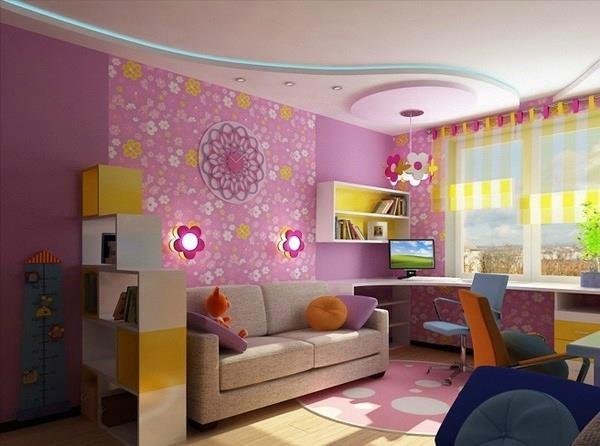 Παιδικό δωμάτιο εντελώς μοβ τοίχος με μοτίβα λουλουδιών