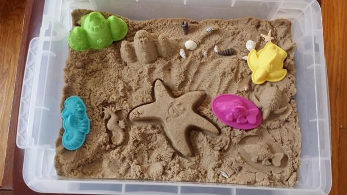 κινητική άμμος φτιάξτε μόνοι σας πλαστικά παιχνίδια παραλίας