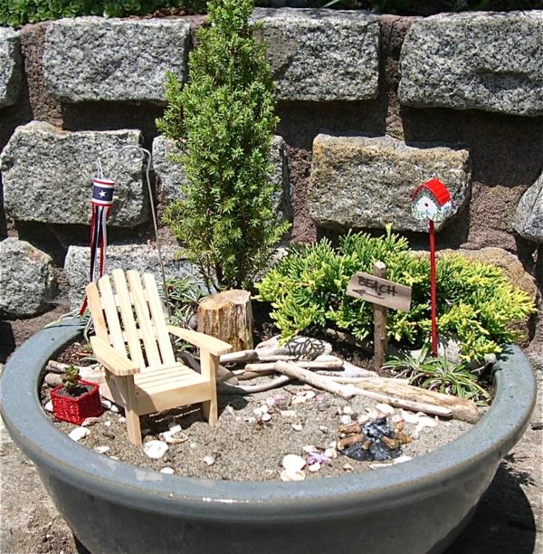 μικροί κήποι σχεδιασμός κεραμικής κατσαρόλας ξύλινη πολυθρόνα