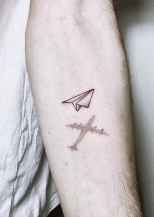 μικρά τατουάζ άνδρες αεροπόρος αντιβράχιο