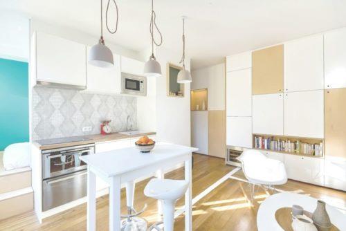 μικρό διαμέρισμα-επίπλωση-ένα δωμάτιο-διαμέρισμα-ανοιχτόχρωμο ξύλο-κουζίνα-επίπλωση