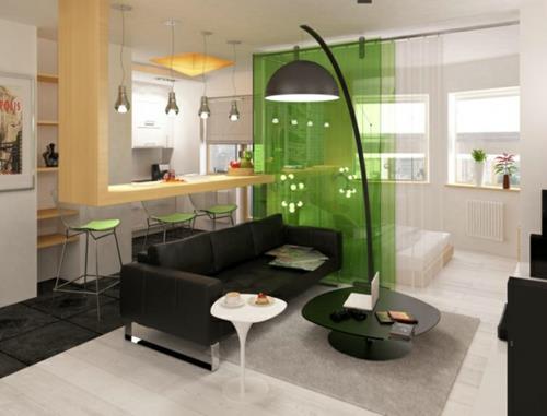 μικρό διαμέρισμα παρουσιάζει συρόμενη πόρτα μεγέθους πράσινου γυαλιού