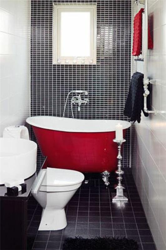 μικρές ιδέες μπάνιου ανεξάρτητη μπανιέρα κόκκινη