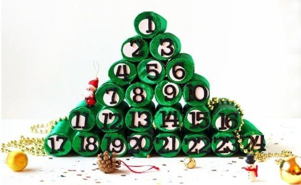 ρολό χαρτιού τουαλέτας Ημερολόγιο έλευσης φτιάξτε μόνοι σας ασυνήθιστη χριστουγεννιάτικη διακόσμηση