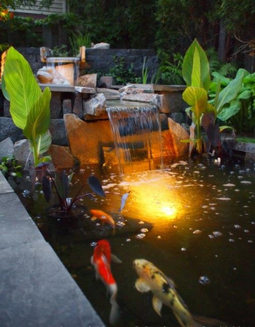 δημιουργήστε μια λίμνη koi στον κήπο ιδέα υποβρύχιος καταρράκτης φωτισμού