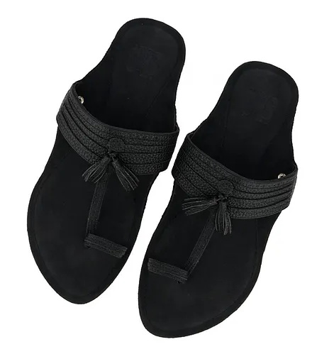 Siyah Deri Kolhapuri Chappal