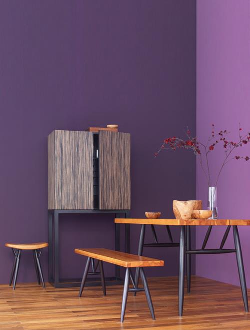 συνδυασμένα έπιπλα από φυσικό ξύλο ζωντανά χρώματα τοίχου μοβ
