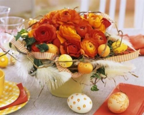 καλάθι λουλούδια πορτοκαλί κίτρινο πορσελάνινο σερβίτσιο γιορτινό διακοσμητικό τραπέζι