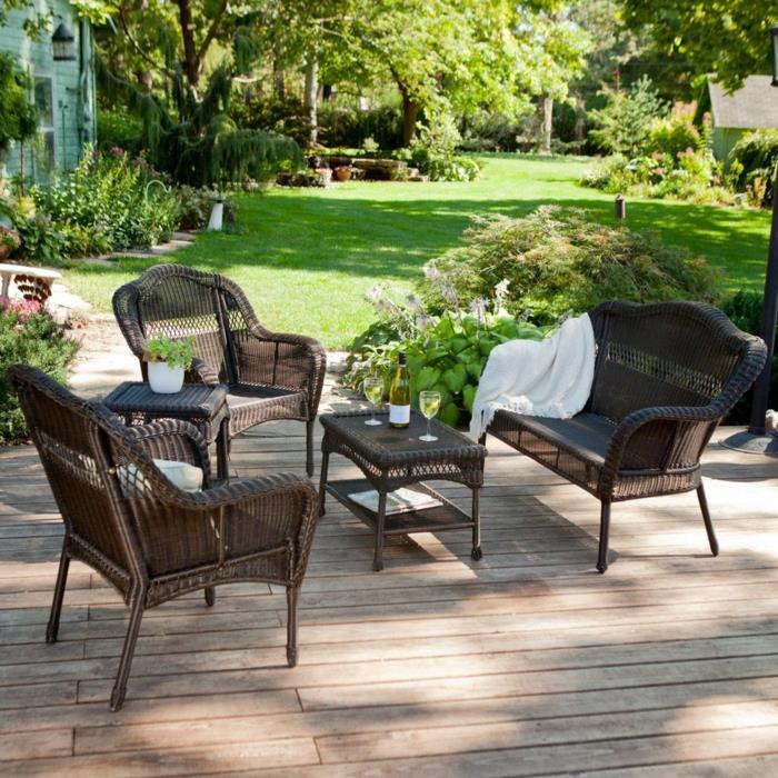 ψάθινες καρέκλες σχεδιασμός κήπου έπιπλα κήπου τραπέζι κήπου