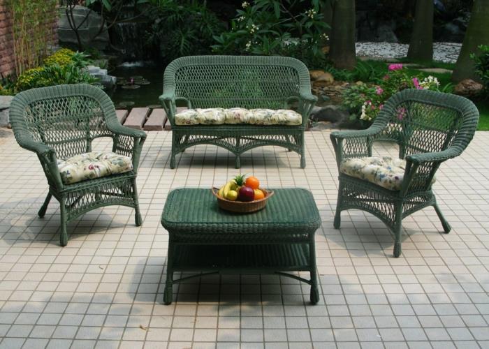 ψάθινες καρέκλες πράσινα μαξιλάρια καθισμάτων σχεδιασμού κήπου