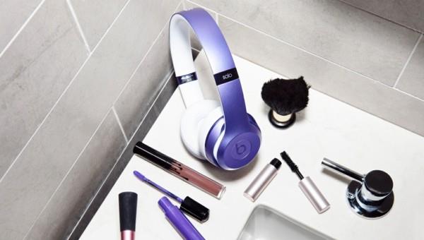 ακουστικά kostmetika ultra violet pantone χρώμα 2018