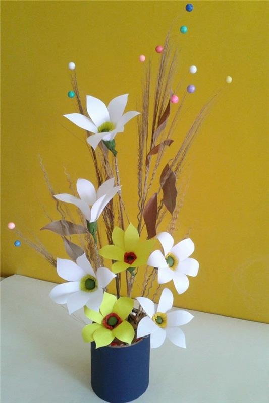 δημιουργικές χειροτεχνίες κάνουν υπέροχα λουλούδια από χαρτί