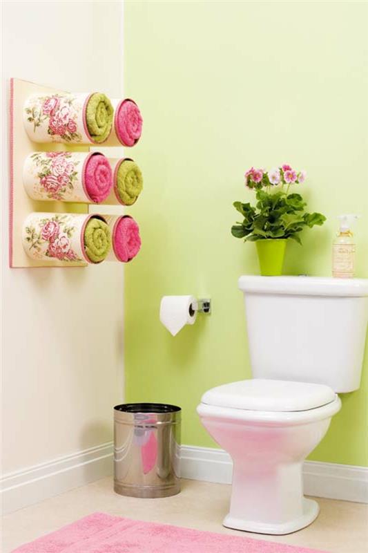 δημιουργική μπερδεμένη σχεδίαση μπάνιου ιδέες για χώρους αποθήκευσης πράσινου τοίχου πετσέτες