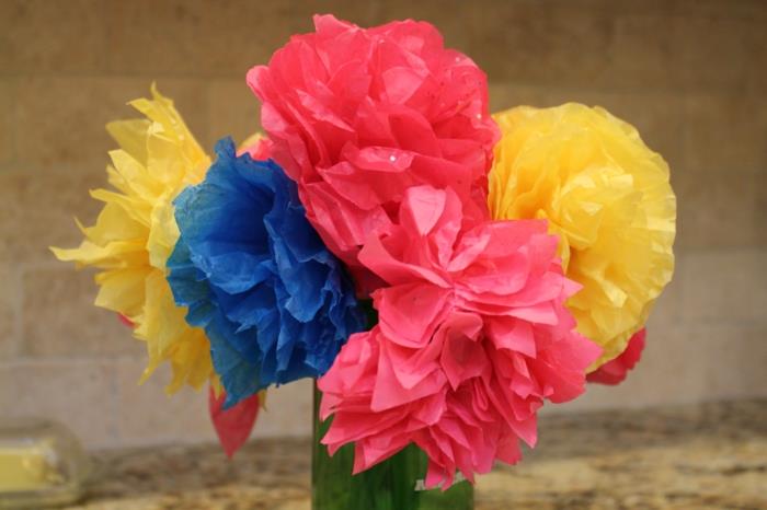 δημιουργικά λουλούδια από χαρτί χειροτεχνίας φρέσκα χρώματα