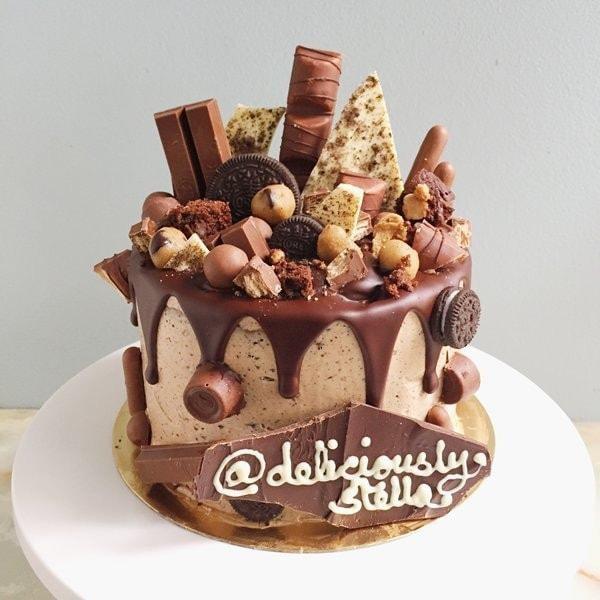 δημιουργικό δώρο γενεθλίων κέικ σοκολάτας παιδική τούρτα