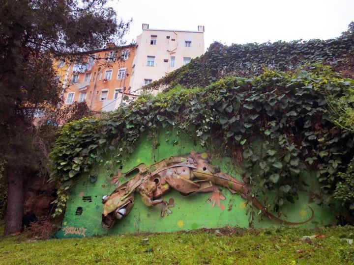 τέχνη ή σκουπίδια street art καλλιτέχνης Bordalo Segundo wall σαύρα