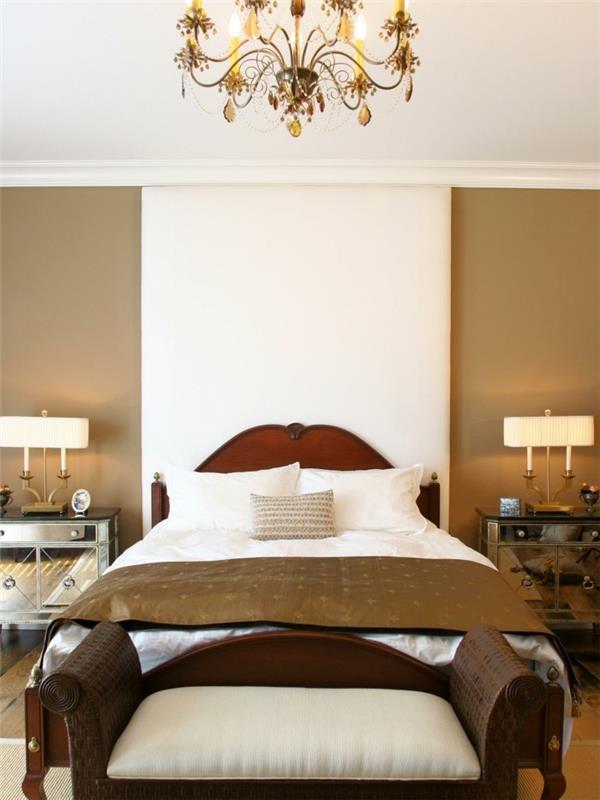 λάμπα κρεβατοκάμαρας πολυέλαιος όμορφο κρεβάτι κεφαλάρι μπεζ τοίχος