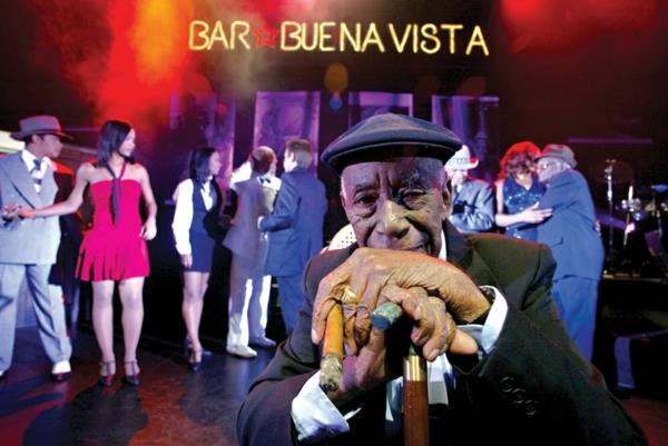 λατινική μουσική buenavista bar