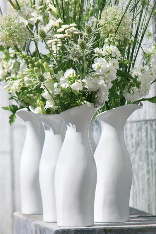 ζωντανά υγιή λευκά λουλούδια επίδραση λευκό