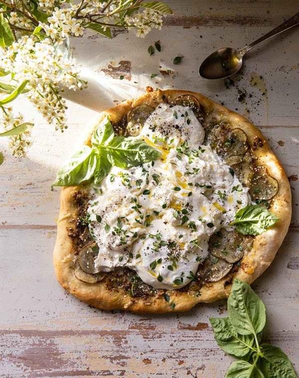 νόστιμη πίτσα burrata συνταγή