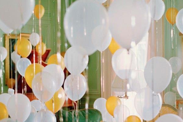 εύκολες ιδέες διακόσμησης για ένα ιδιότροπο μπαλόνι παραμονής Πρωτοχρονιάς