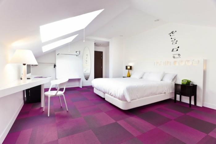 μοβ χαλί σπιτικές ιδέες υπνοδωμάτιο λευκοί τοίχοι