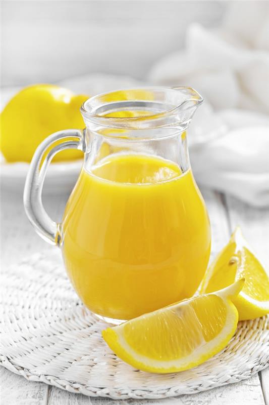 Φτιάξτε λεμονάδα μόνοι σας υγιεινό πρωινό