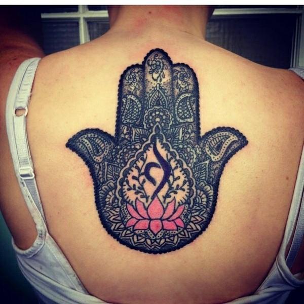 lotus hamsa τατουάζ πίσω