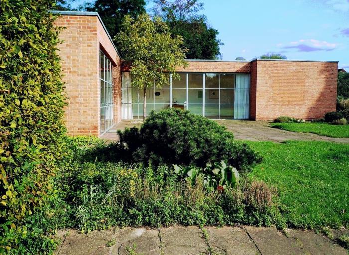 ludwig mies van der rohe house berlin hohenschönhausen