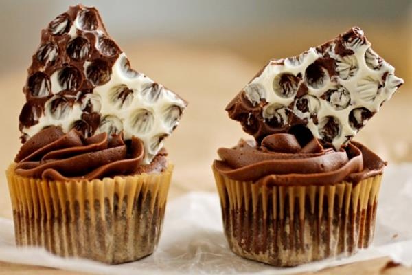 Ετοιμάστε μόνοι σας cupcakes με τυλίγματα με φυσαλίδες