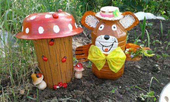 αστεία διακόσμηση κήπου φτιάξτε τον εαυτό σας μανιτάρια μύκητα αρκούδα