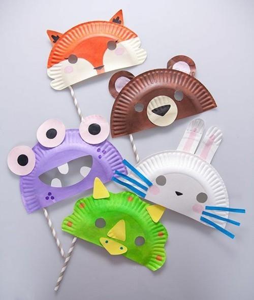 φτιάξτε αστείες μάσκες με παιδιά από χάρτινα πιάτα