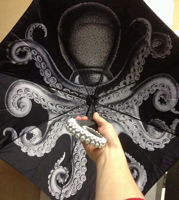αστείες μαύρες ομπρέλες χταπόδι