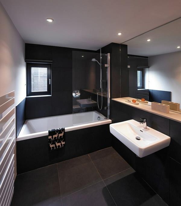 πολυτελές μπάνιο μαύροι τοίχοι καθρέφτης τοίχος