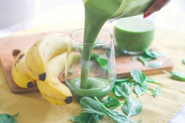 φαινόμενο μάκα Προετοιμάστε πράσινα smoothies