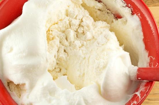 Φτιάξτε μόνοι σας παγωτό macarons ως πασχαλινό γλυκό