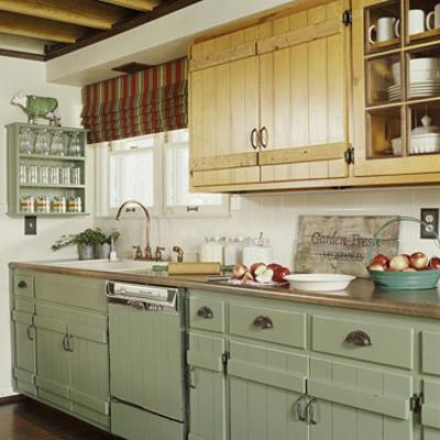 κάντε το μόνοι σας ανακαίνιση στενές κουζίνες εσωτερικούς χώρους ανοιχτό πράσινο χρώμα