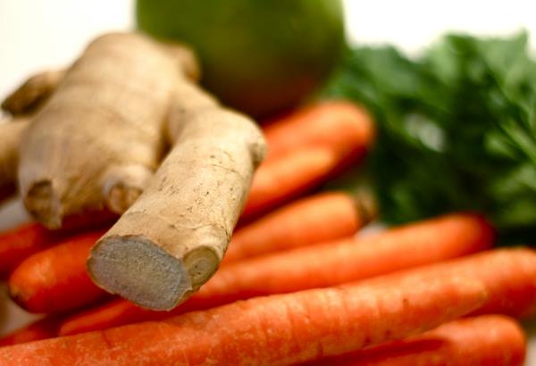 μαγνήσιο επηρεάζει την υγιεινή κατανάλωση φρούτων και λαχανικών καρότα και τζίντζερ
