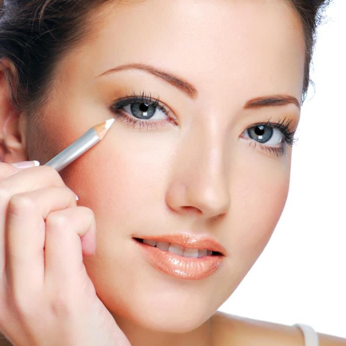 make up tips κόλπα για τη σκιά ματιών