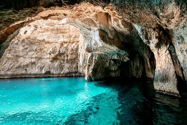 Μάλτα διακοπές μπλε σπήλαιο dwejra