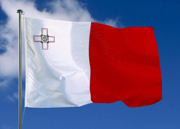 κόκκινος λευκός σταυρός διακοπών της Μάλτας