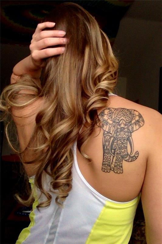 μάνταλα τατουάζ λωτός μάνταλα πίσω ελέφαντας