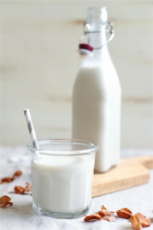 Φτιάξτε γάλα αμυγδάλου μόνοι σας συνταγή